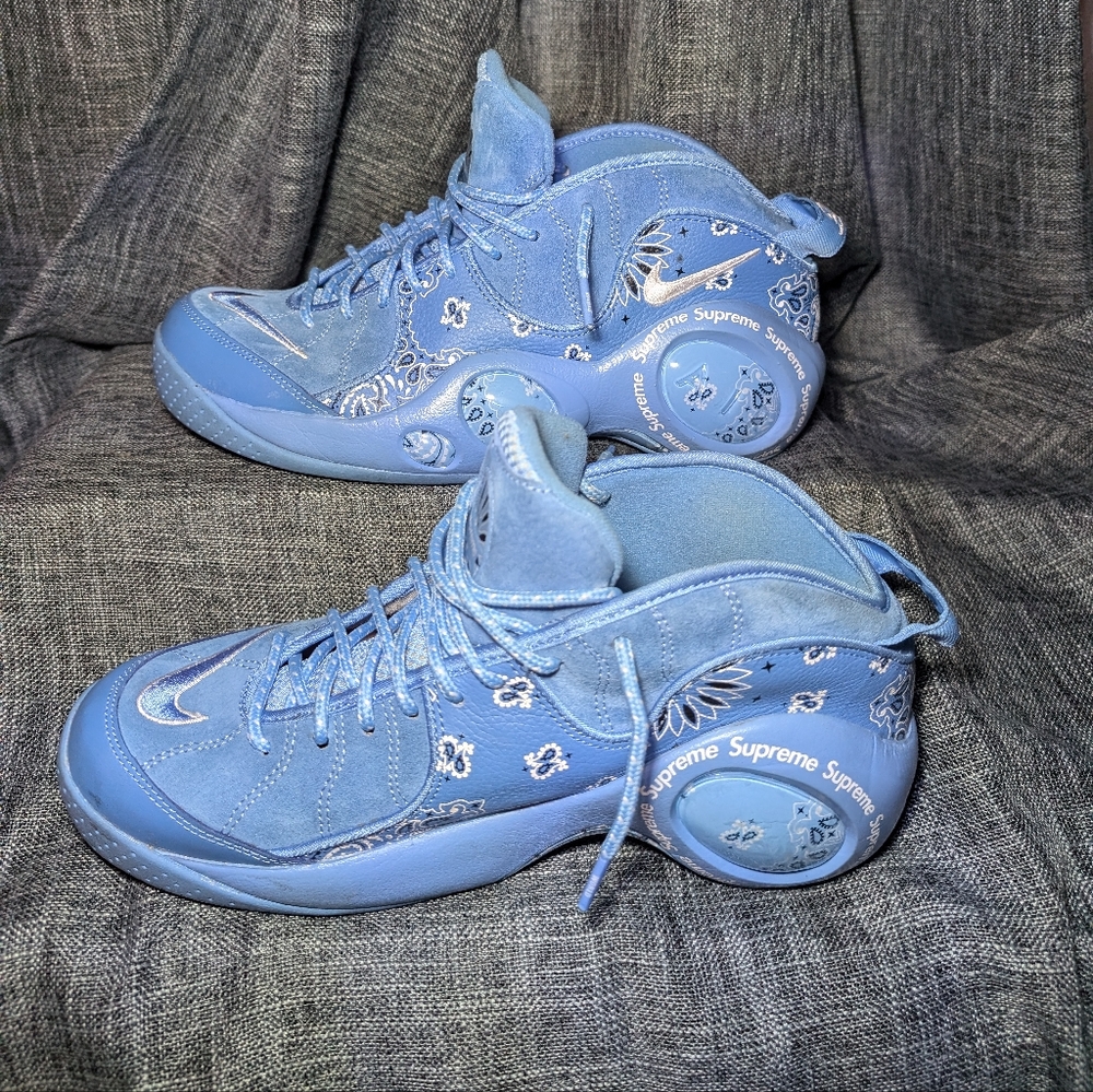 Nike Supreme x Air - Picture 1 of 7